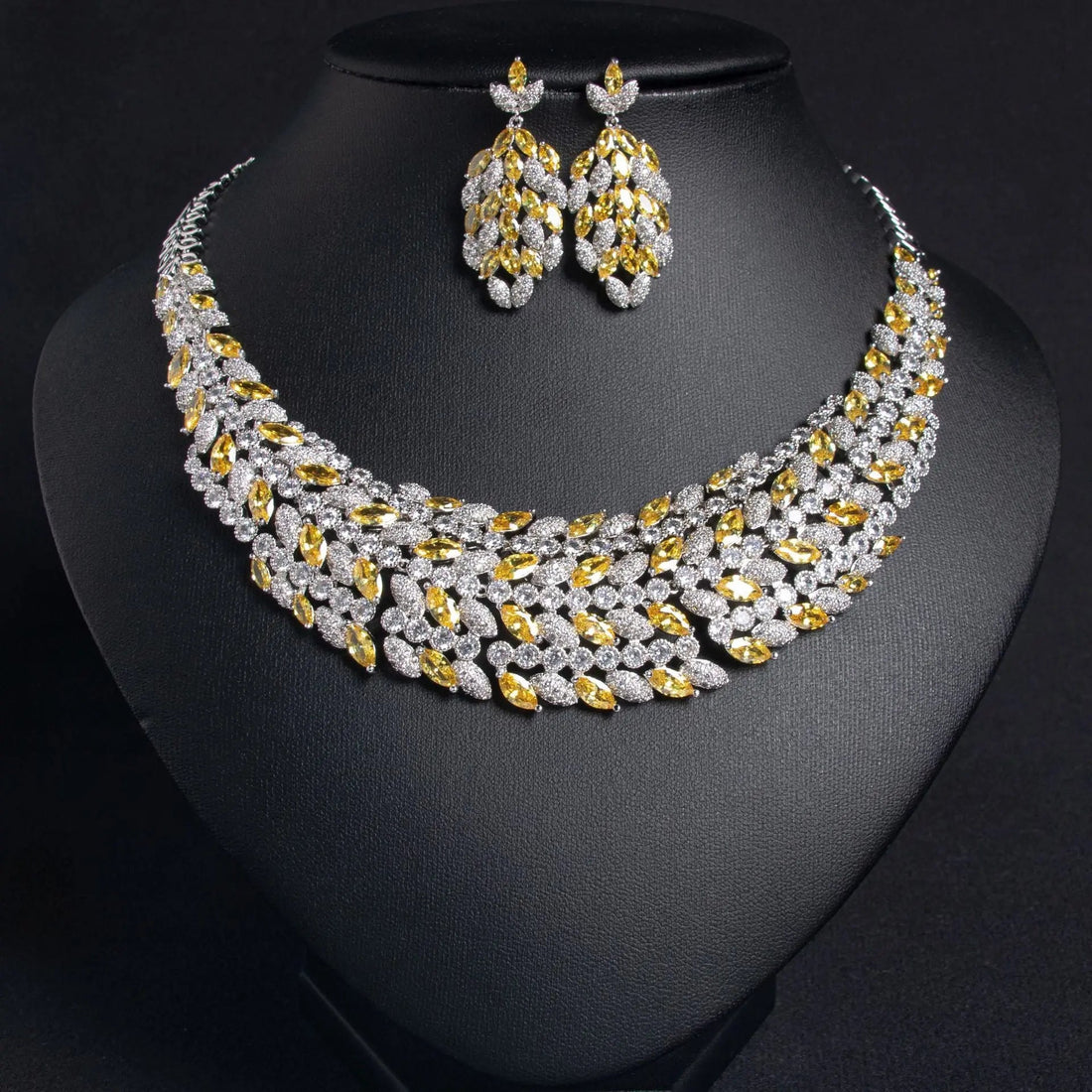 Luxury Intricately Crafted Zircon Leaf Jewelry Set JW035