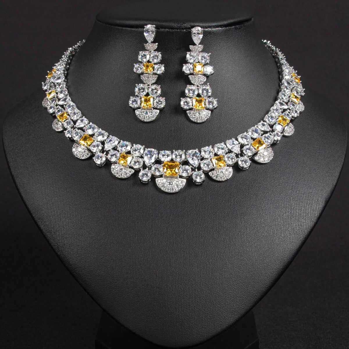 Luxury Square-cut Diamond Jewelry Set JW044