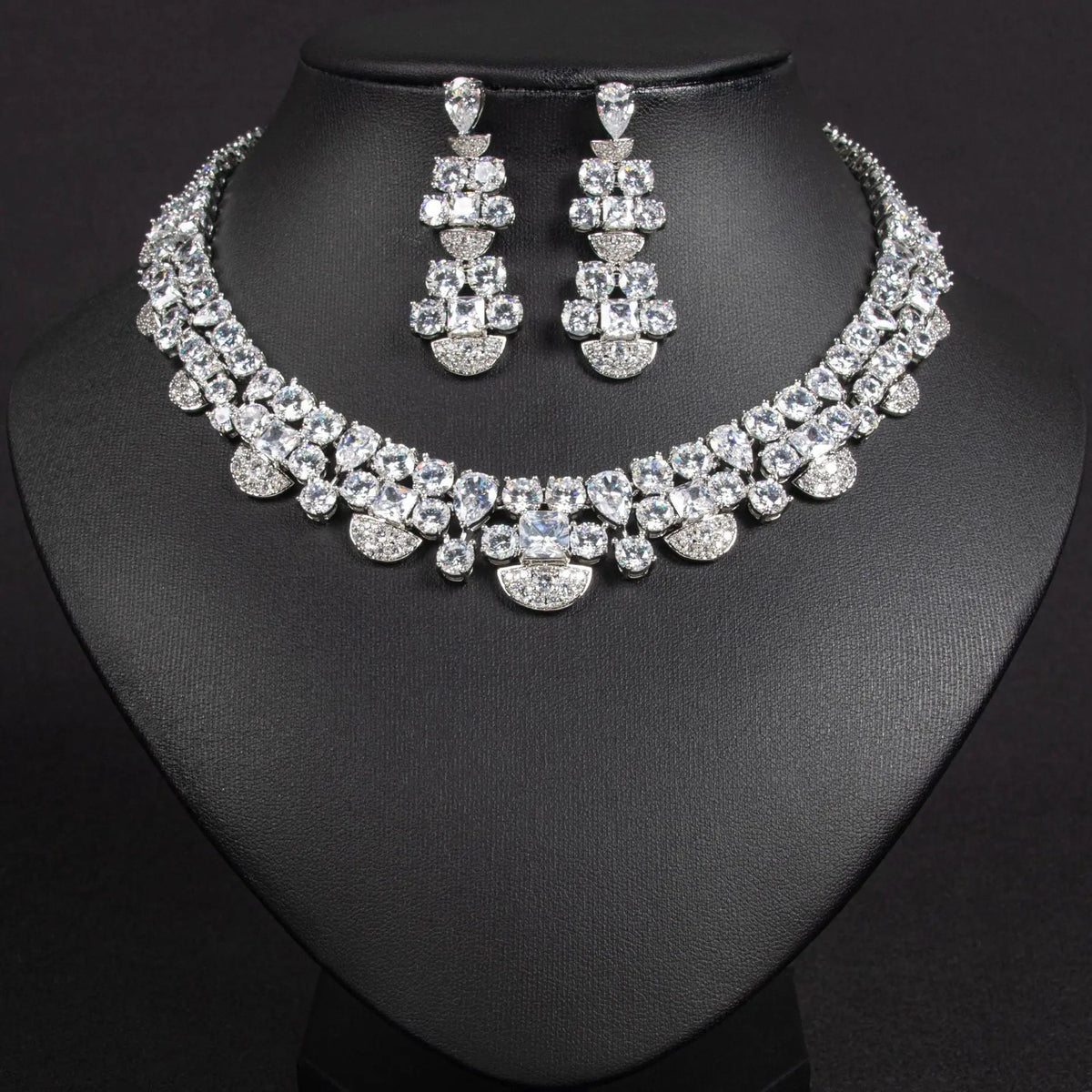 Luxury Square-cut Diamond Jewelry Set JW044
