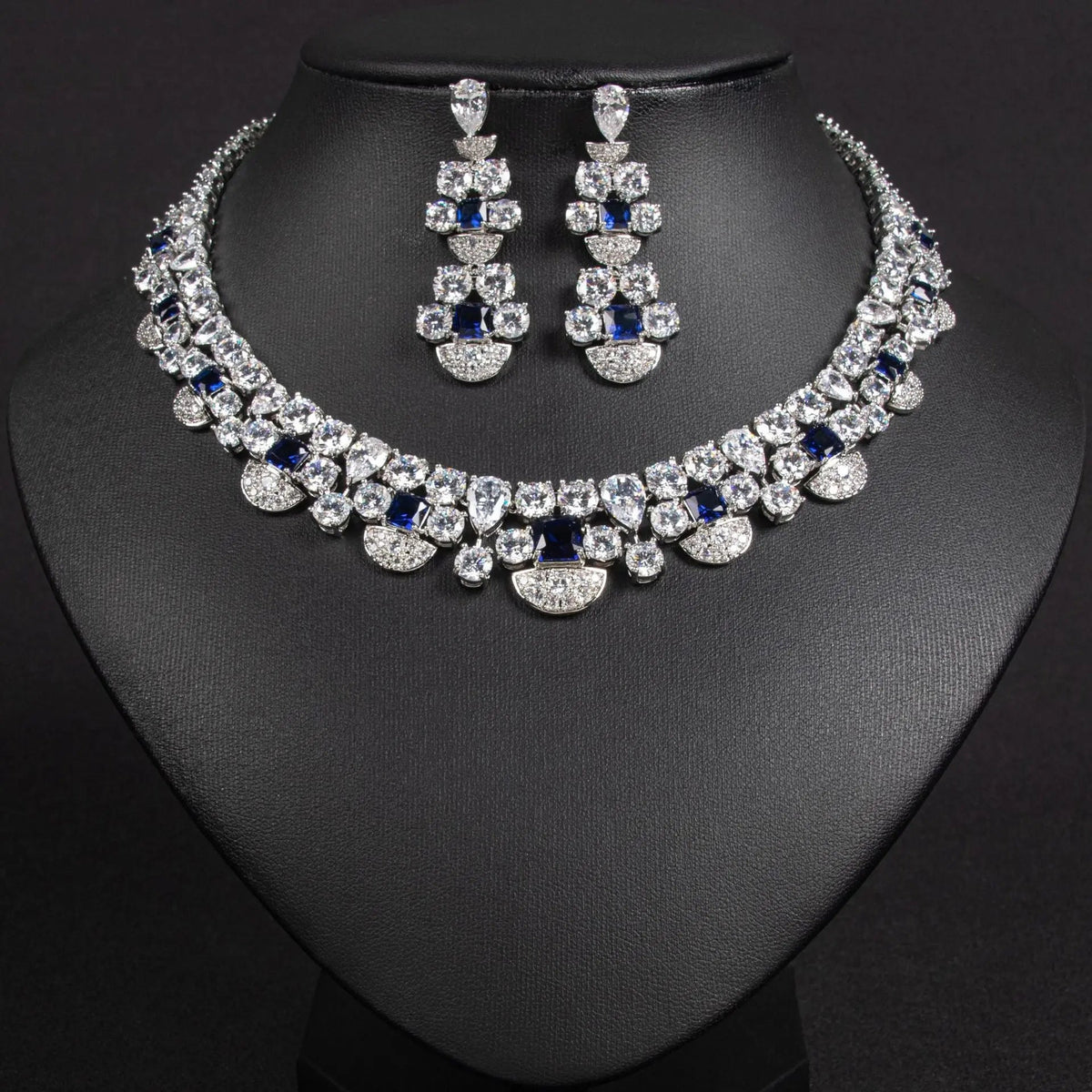 Luxury Square-cut Diamond Jewelry Set JW044