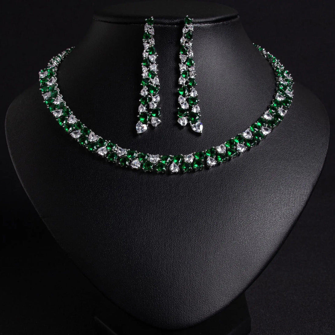 Luxury Diamond Necklace and Earring Set JW045