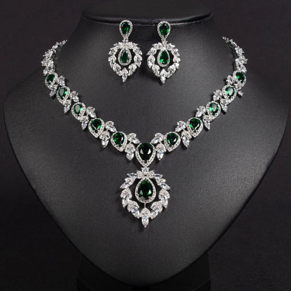 Luxury Cubic Zirconia Teardrop Jewelry Set JW049