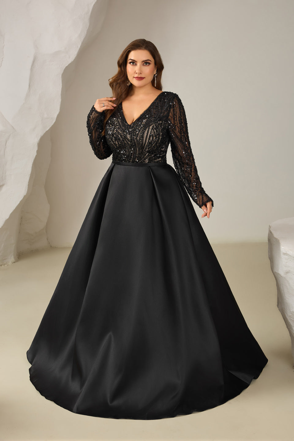 Luxury Black Sequin Long-Sleeve Ball Gown Evening Dress SF609
