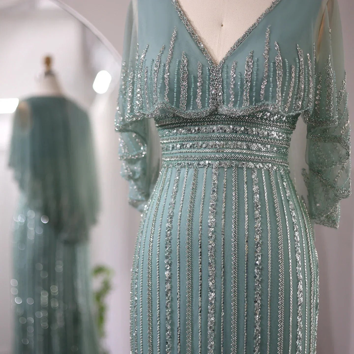 Luxury Beaded Pink V-Neck Mermaid Evening Dresses with Cape SS284