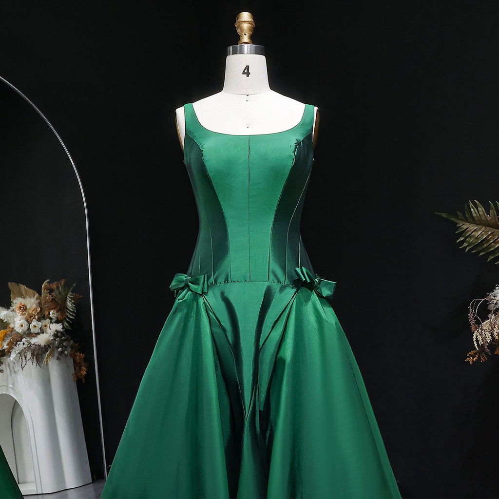 Luxury Emerald Green Evening Dress with Overskirt and Bow SF124