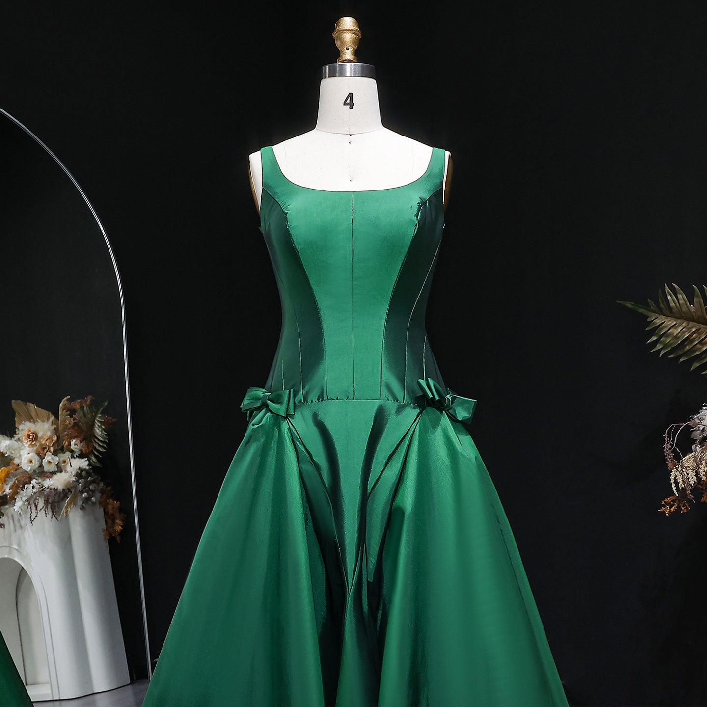 Luxury Emerald Green Evening Dress with Overskirt and Bow SF124