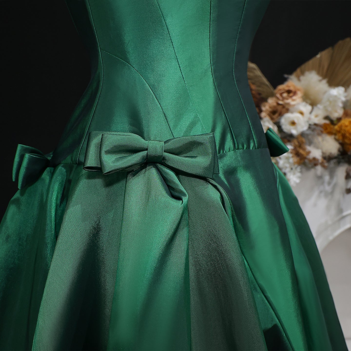 Luxury Emerald Green Evening Dress with Overskirt and Bow SF124