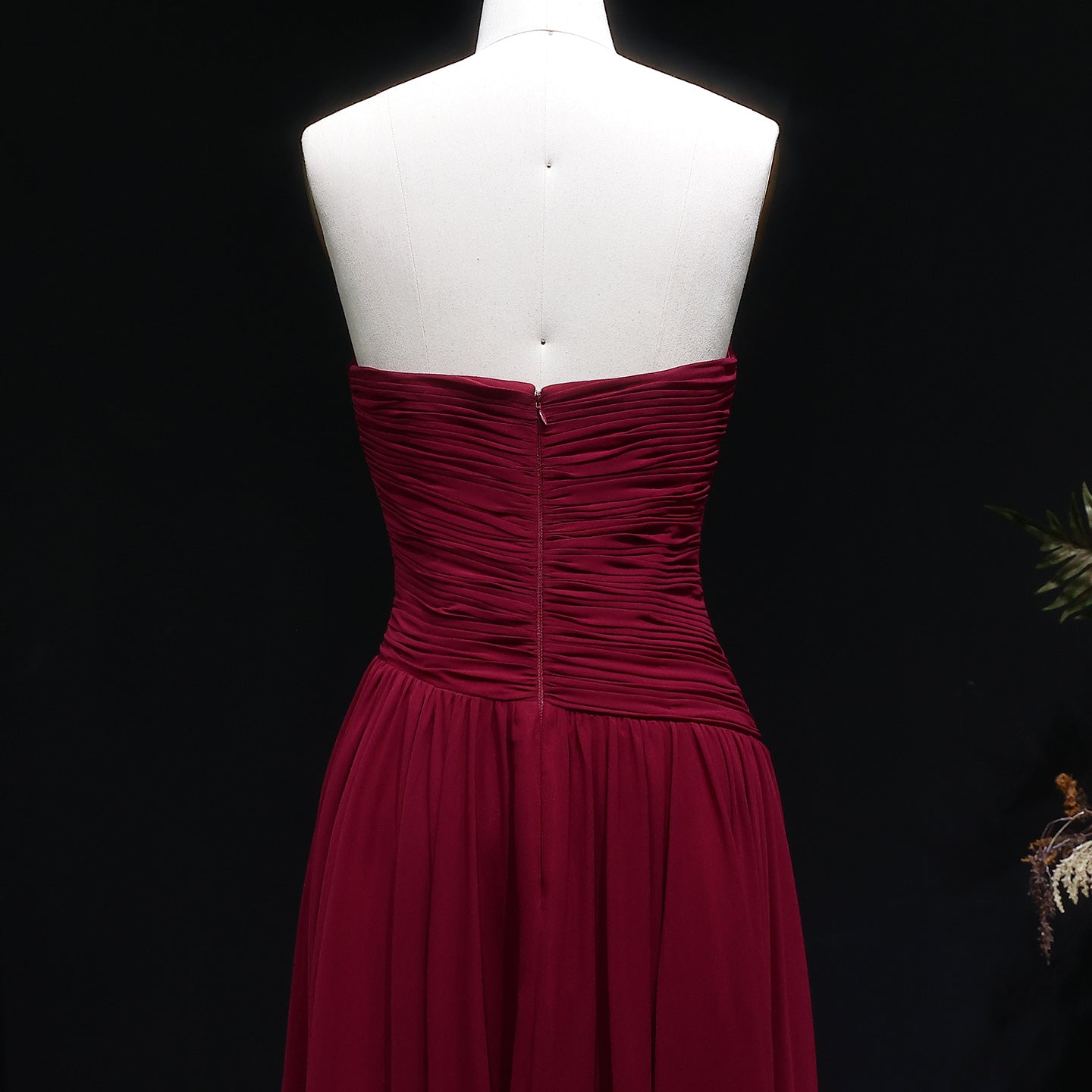 Elegant Red Chiffon A-Line Strapless Long Evening Dress with Slit SF141