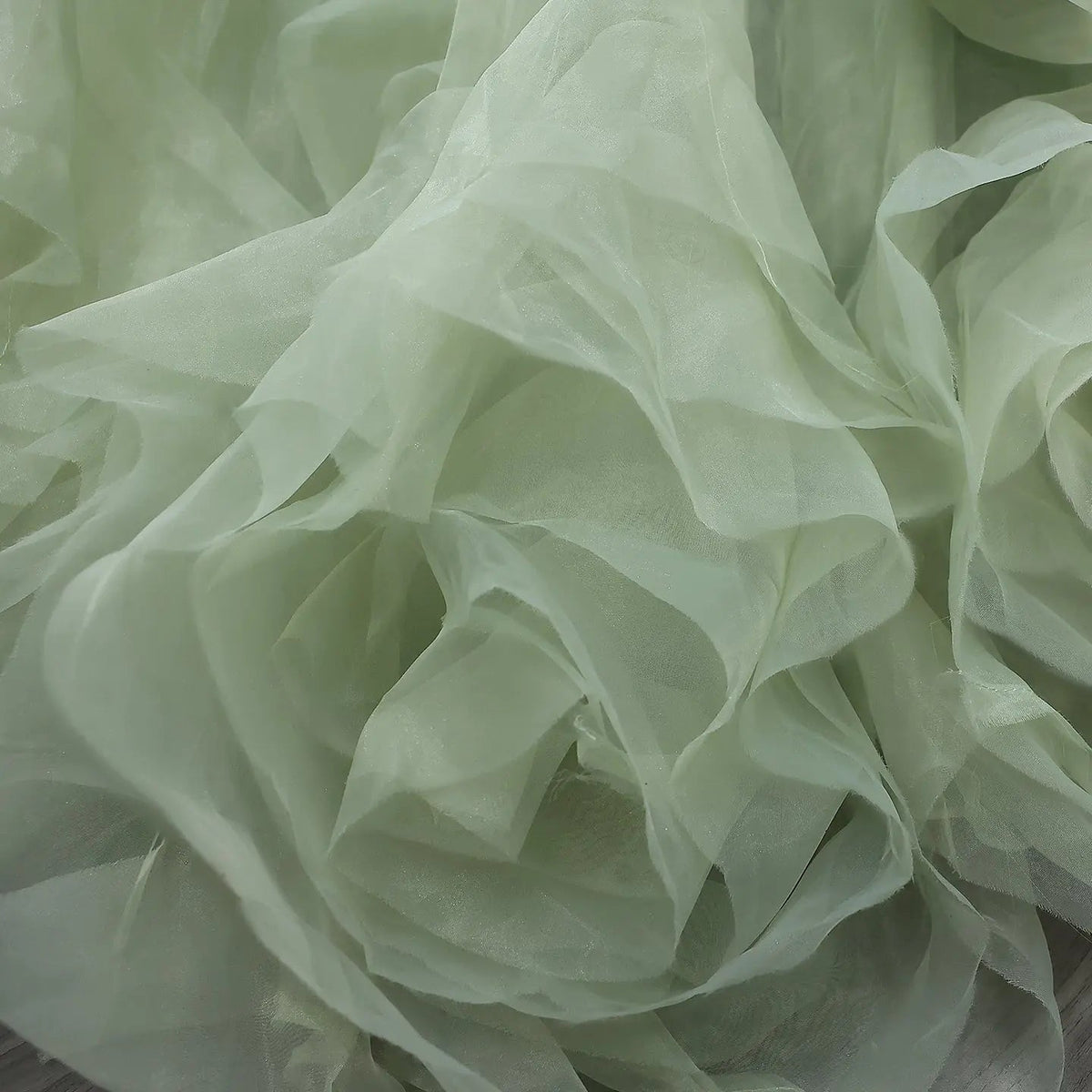 Glamorous Mint Green Strapless Tulle Evening Dress with Cape SF 300