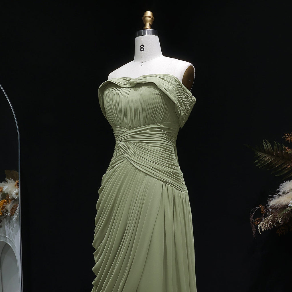 Luxury Green Off-the-Shoulder Ruched Fitted Evening Dress with Cap SF423