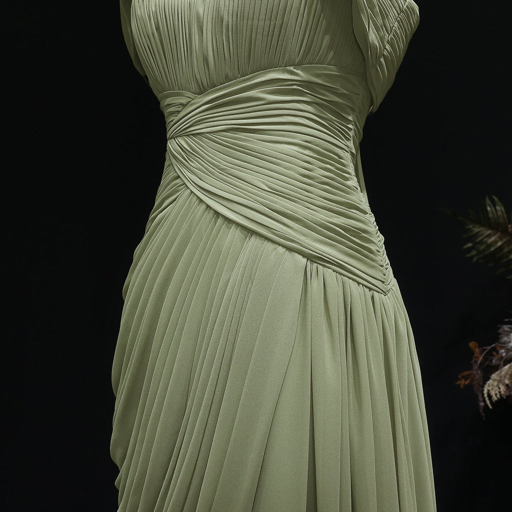 Luxury Green Off-the-Shoulder Ruched Fitted Evening Dress with Cap SF423