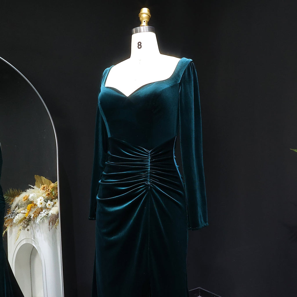 Trendy Green Velvet Long-Sleeve Evening Dress with Gloves SF507