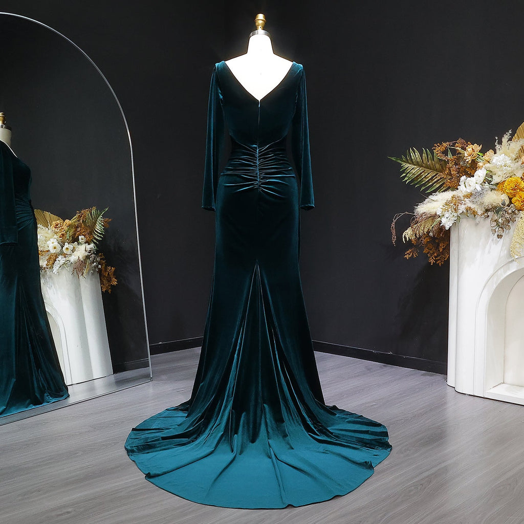 Trendy Green Velvet Long-Sleeve Evening Dress with Gloves SF507