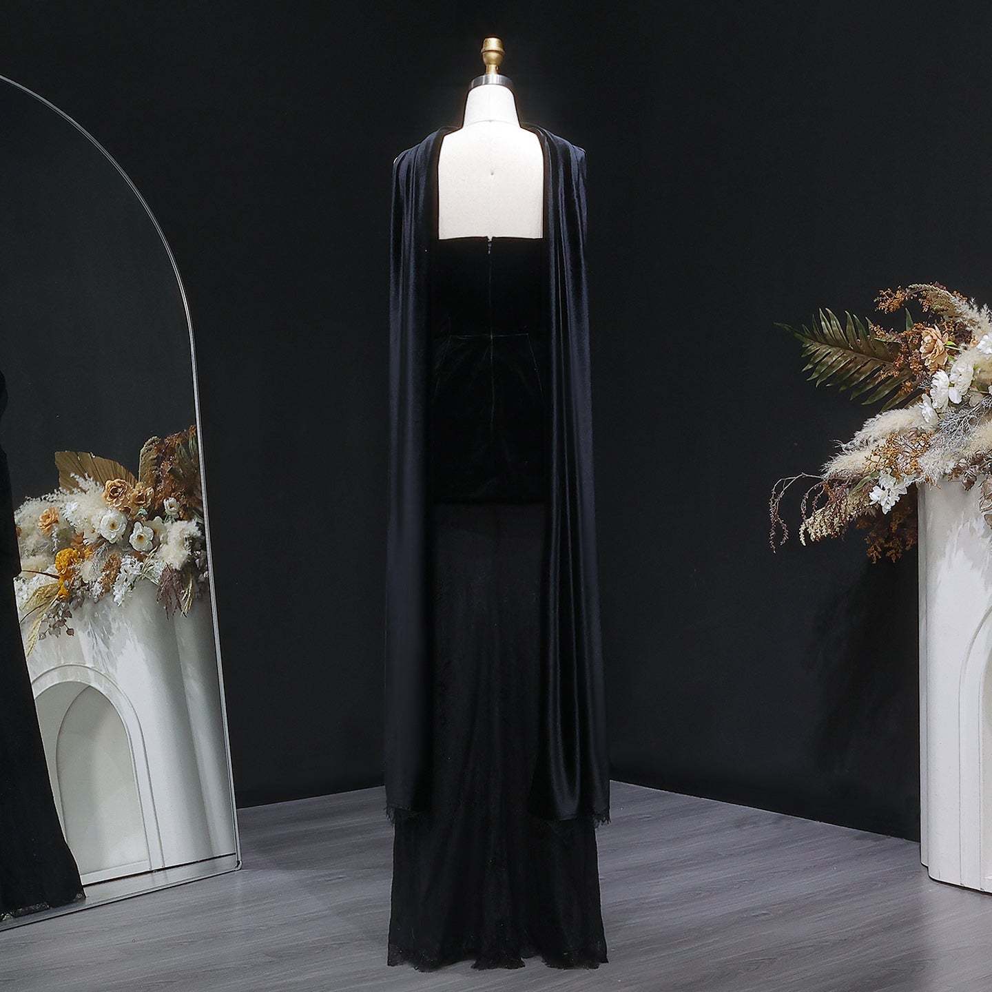 Elegant Black Strapless Velvet Evening Dress with Scarf SF527