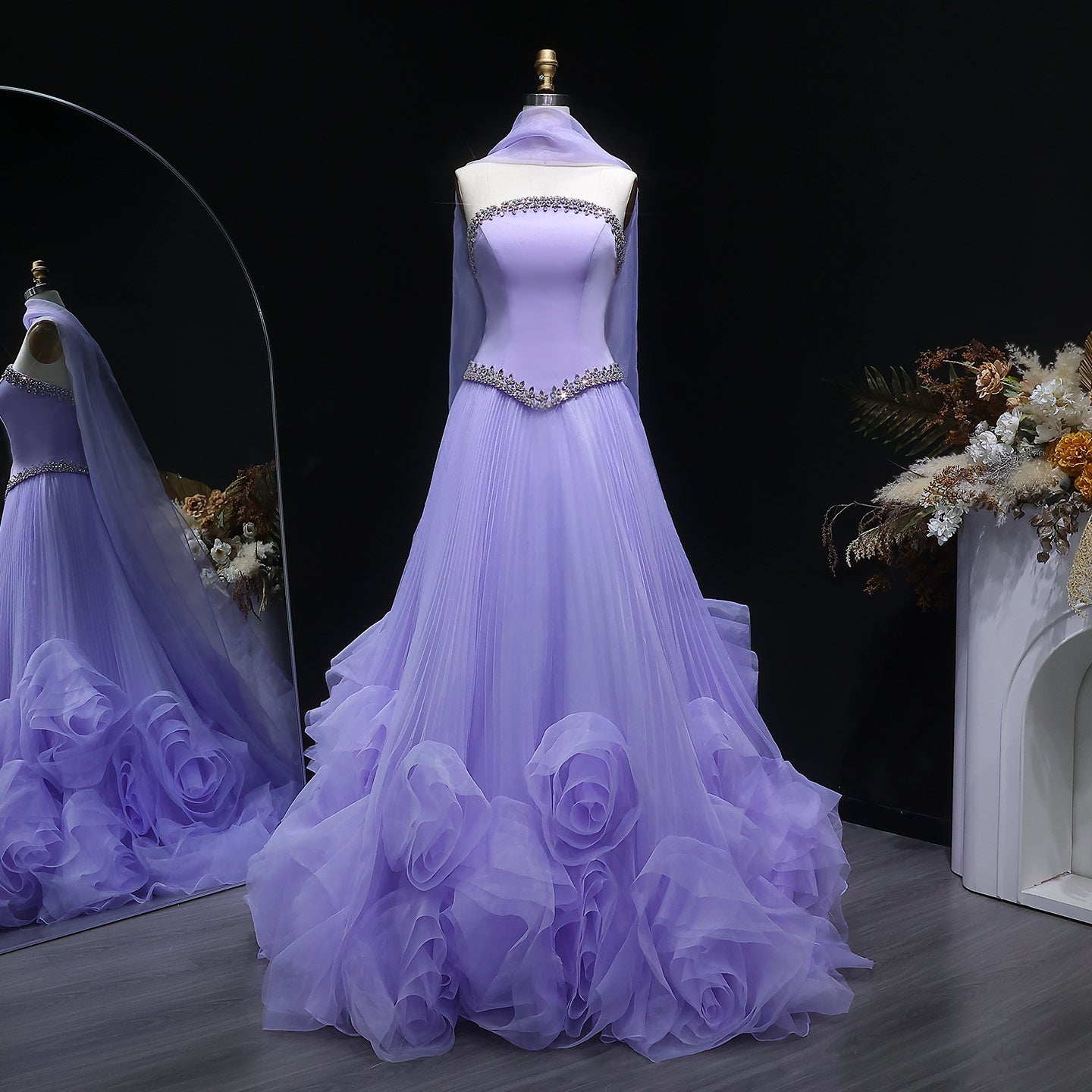 Elegant Lilac 3D Floral Strapless Tulle Evening Dress with Scarf SS310