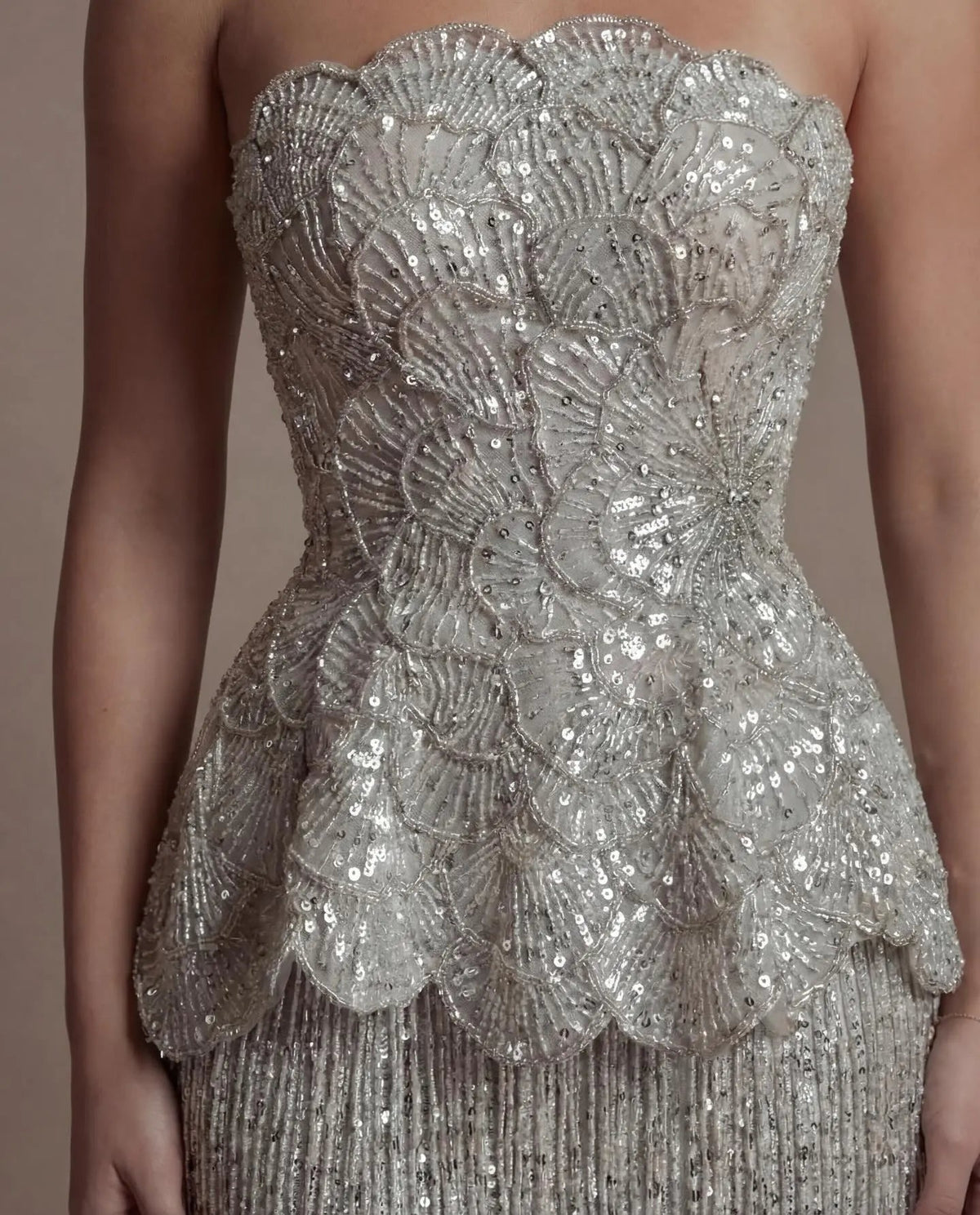 Gray Strapless Mermaid Luxury Beaded Sequins Tassels Skirt Evening Dress SS370