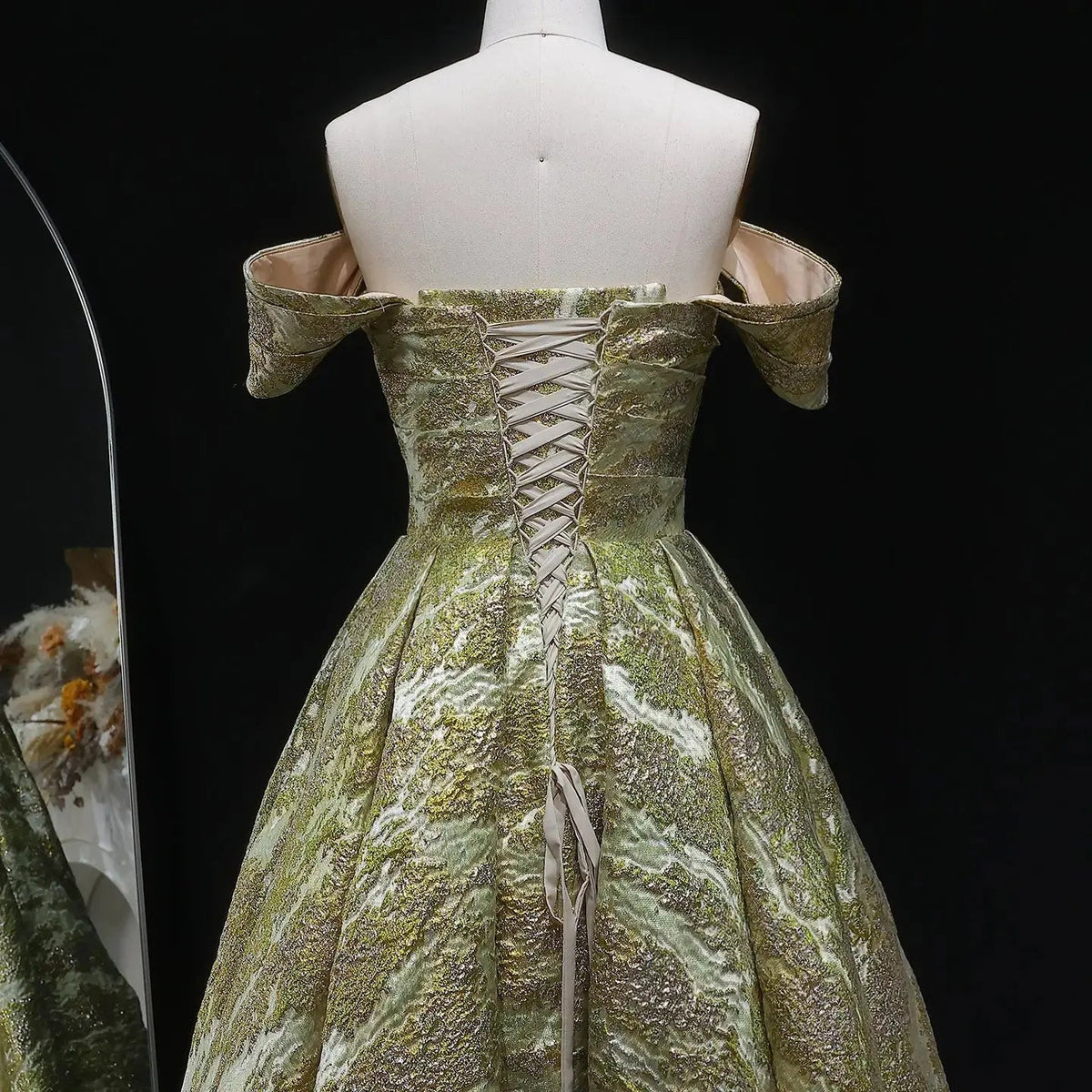 Luxury Gold Jacquard Off-the-Shoulder Ball Gown Satin Evening Dress SS742