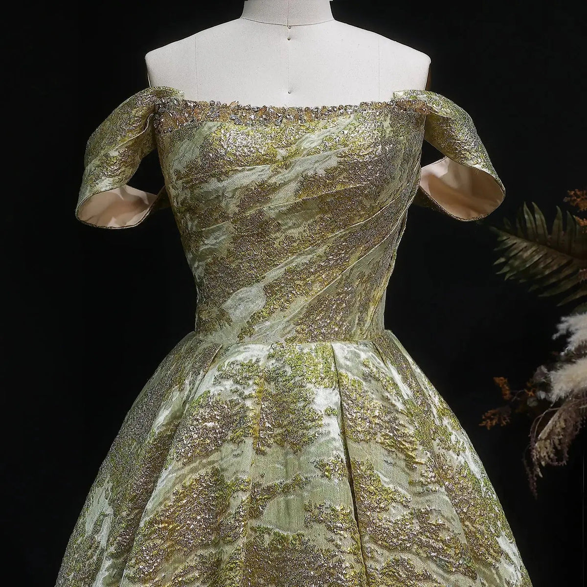 Luxury Gold Jacquard Off-the-Shoulder Ball Gown Satin Evening Dress SS742