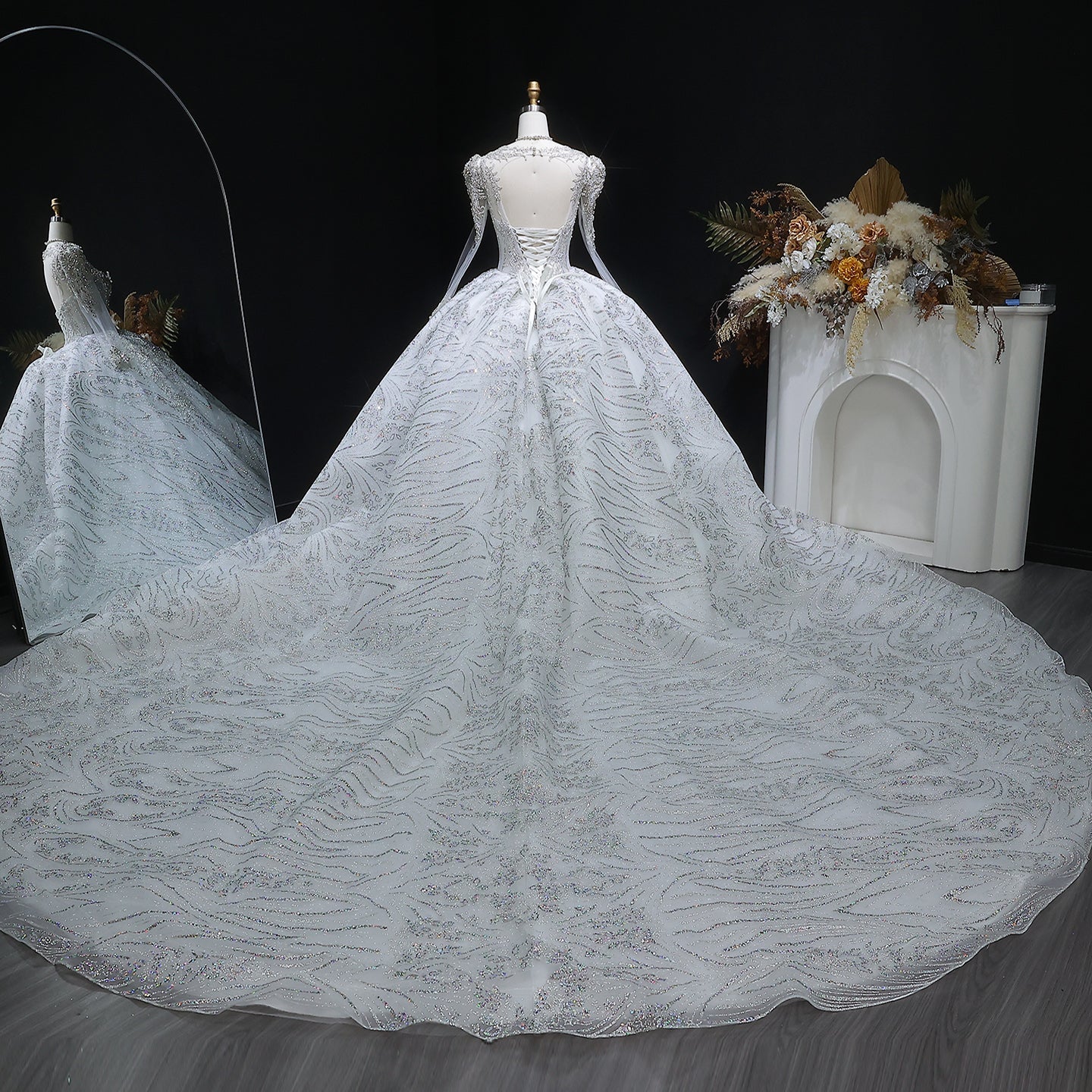 Glamorous White Diamond Embroidery Long Sleeve Wedding Dress SW603
