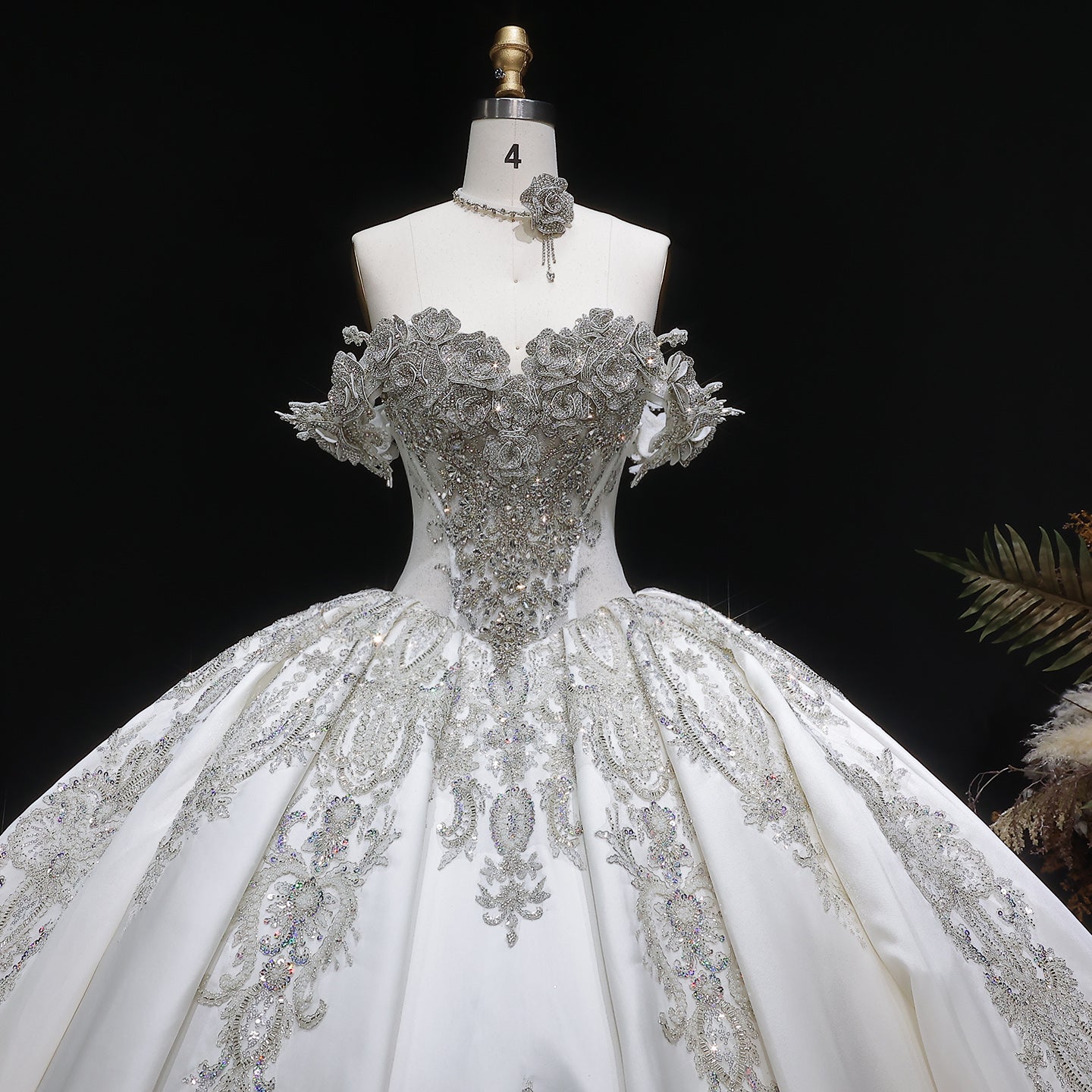 Luxury Ivory Satin Silver Embroidery Ball Gown Wedding Dress SW606