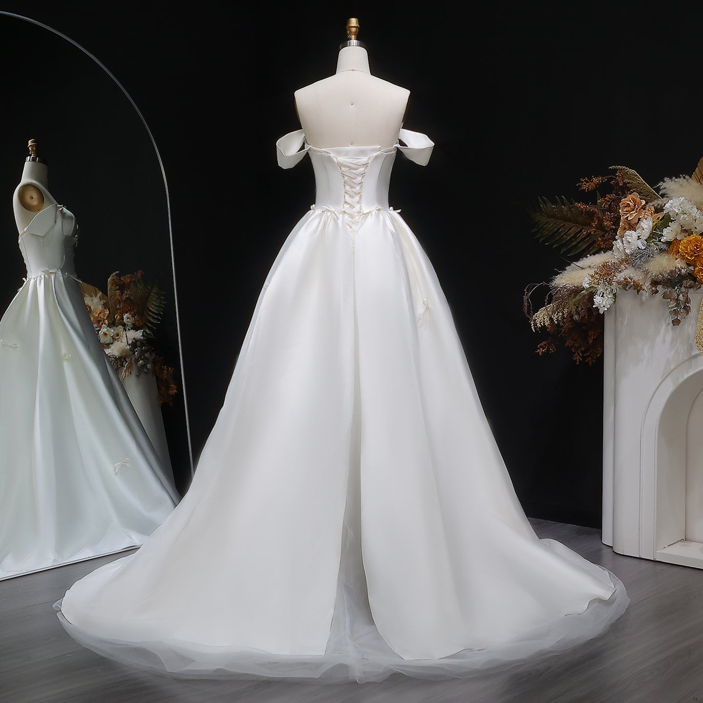 Luxury Off-Shoulder Bows Ball Gown Wedding Dress with Overskirt SW633