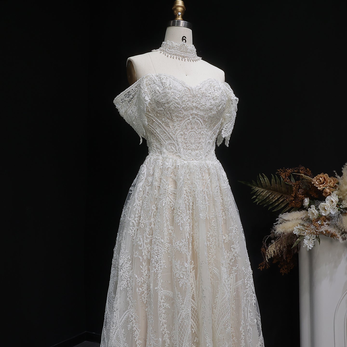 Elegant Off White Lace Pearl Embroidery Ball Gown Wedding Dress SW652