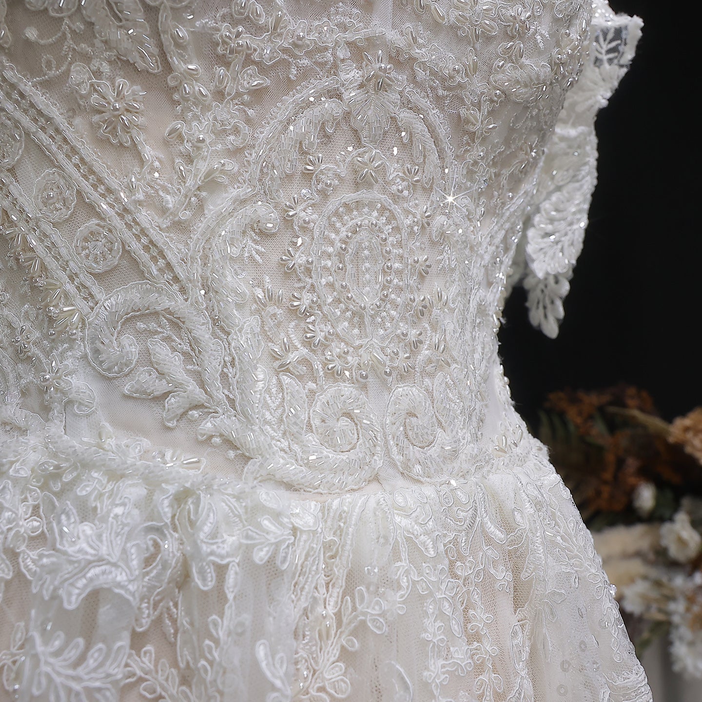 Elegant Off White Lace Pearl Embroidery Ball Gown Wedding Dress SW652