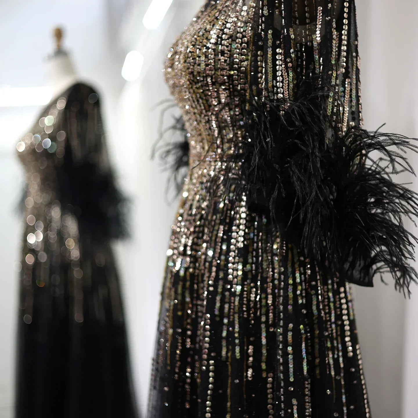 Luxury Feathers Black Half Sleeves A-Line Evening Dresses SS339