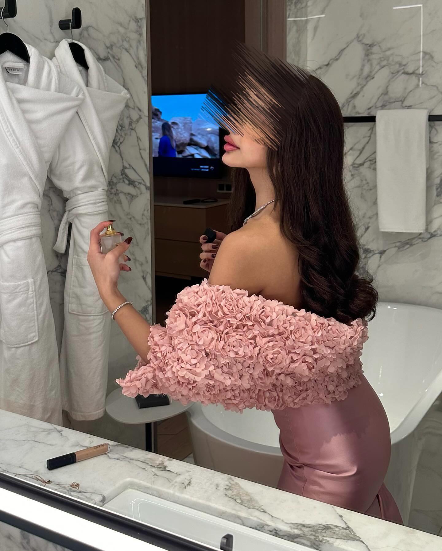 Luxury Pink Evening Dress with 3D Floral Capelet SF203