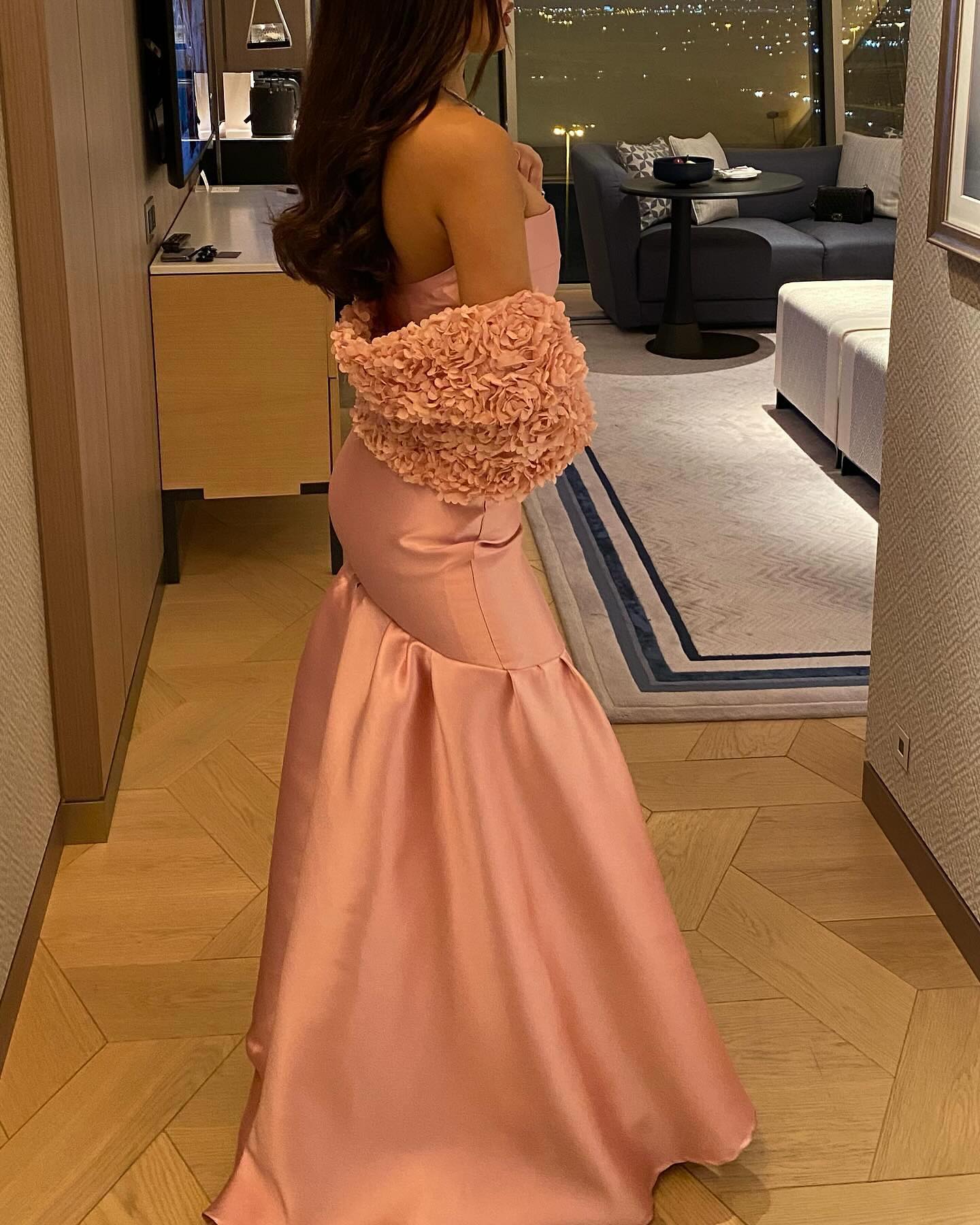 Luxury Pink Evening Dress with 3D Floral Capelet SF203