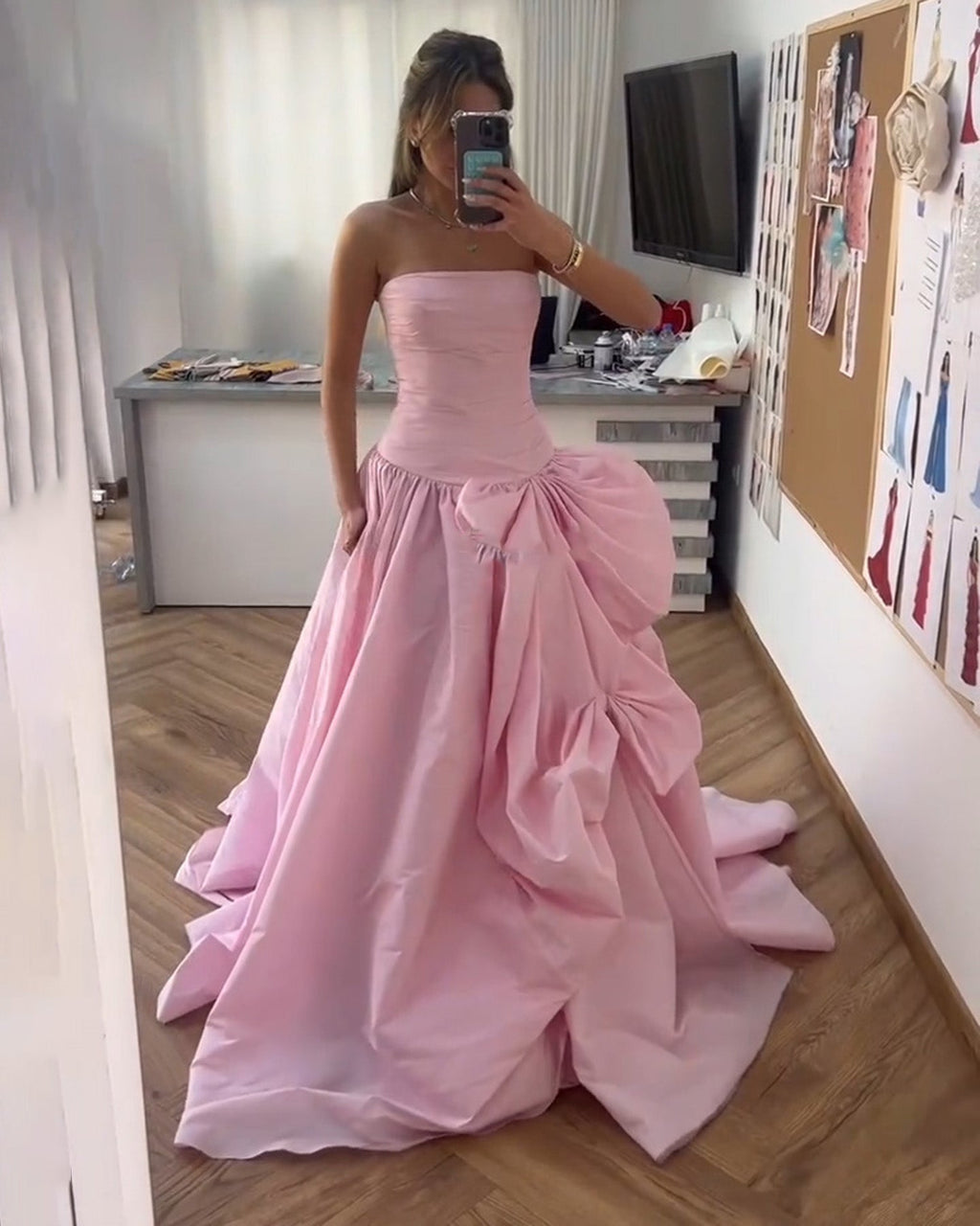 Luxury Pink Strapless A-line Evening Dress with Pleats SF196