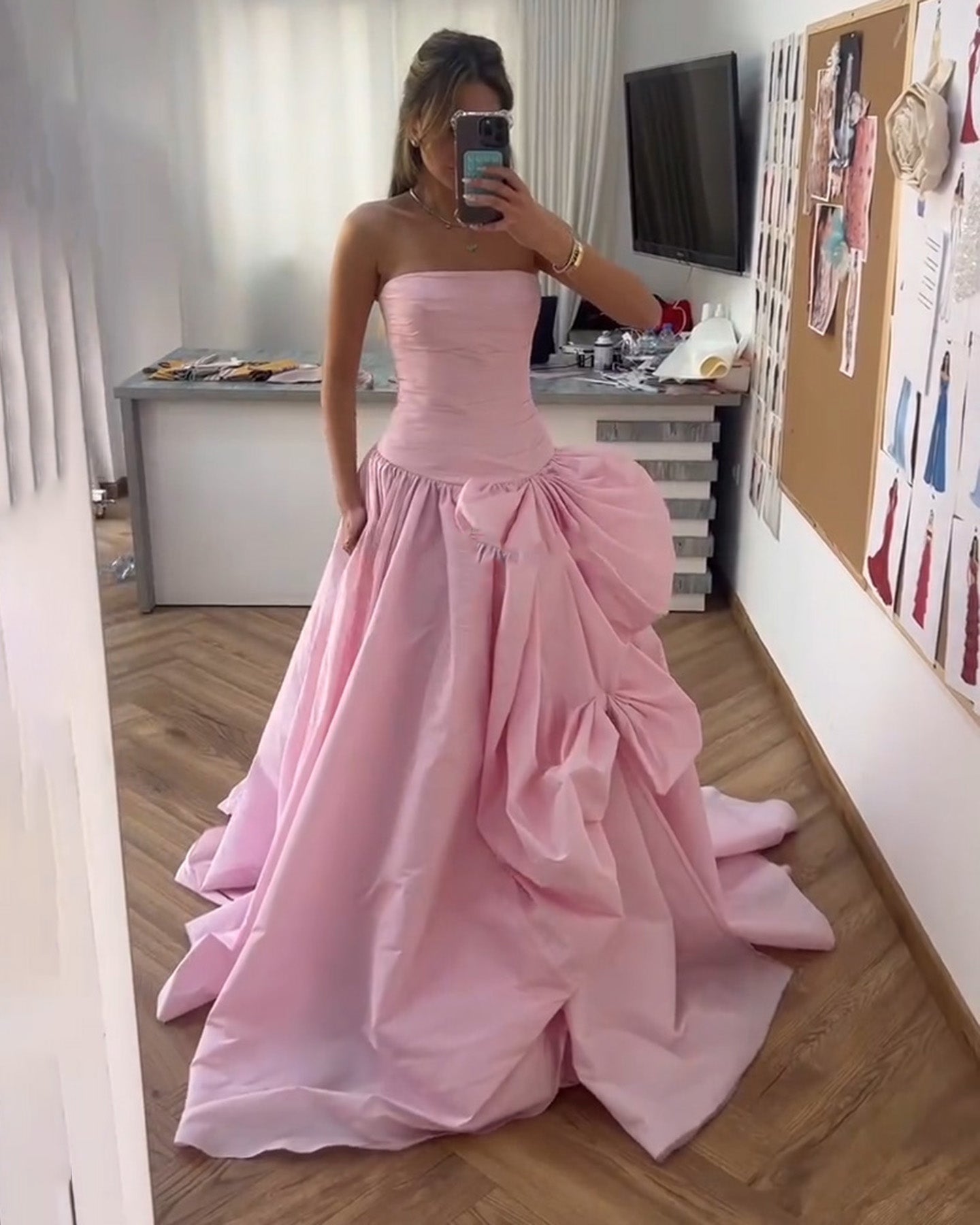 Luxury Pink Strapless A-line Evening Dress with Pleats SF196