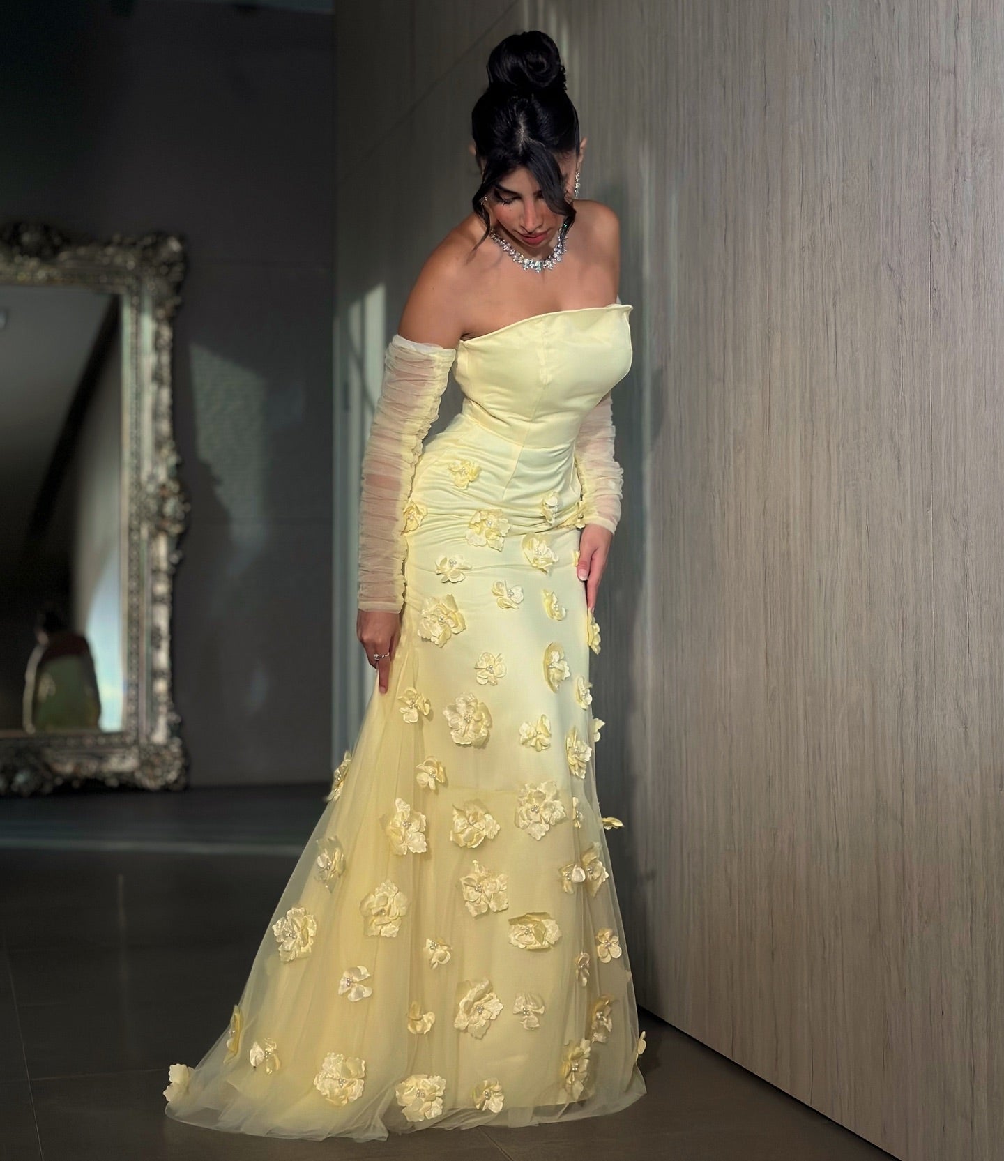 Luxury 3D Floral Yellow Long Sleeves Evening Dress SF126