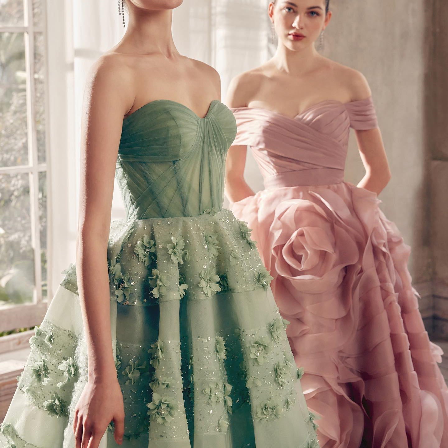 Luxury Sage Green 3D Flowers Sweetheart Evening Dress with Cape SS346