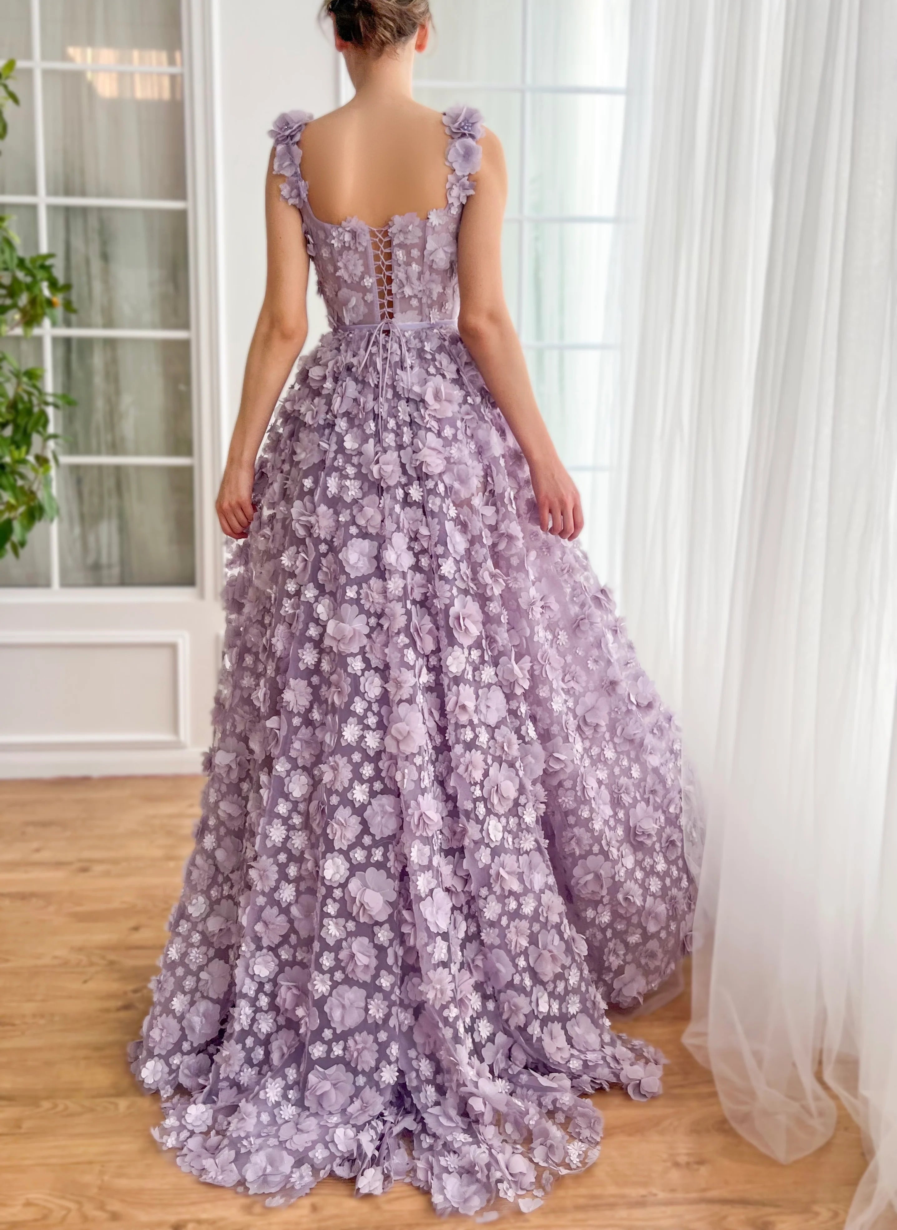Chic Lilac 3D Embroidered Flowers Evening Dress with High Slit SS357