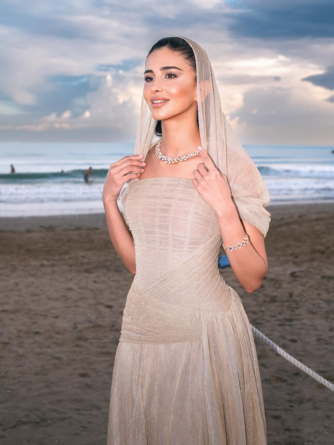 Elegant Champagne Strapless Evening Dress with Scarf and Overskirt SF045