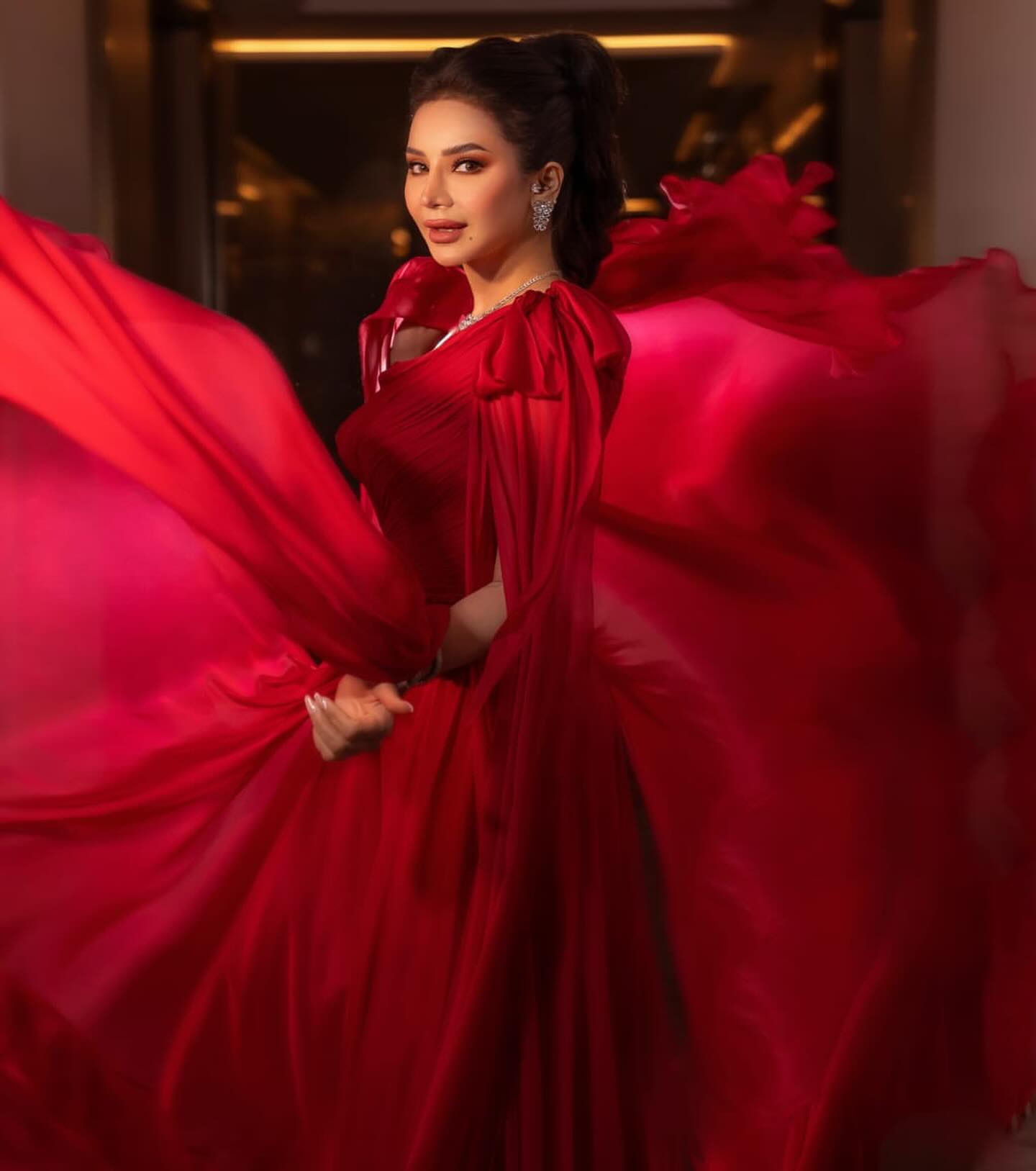 Elegant Red A-Line Evening Dress with Bow Cape Sleeve SF488