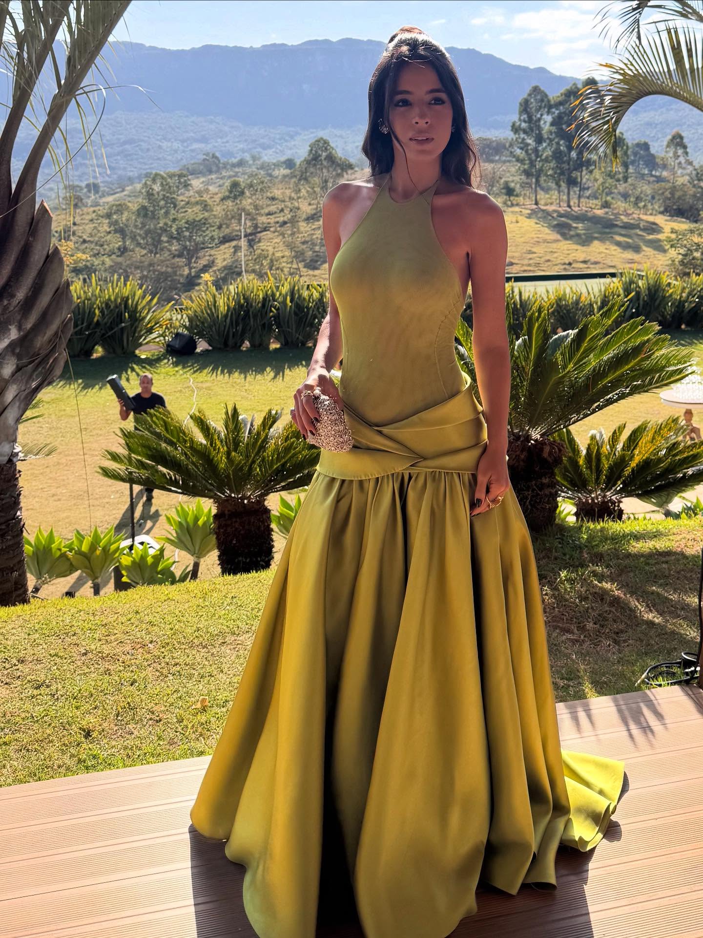 Luxury Olive Green Halter Neck Satin Ball Gown Evening Dress SF148