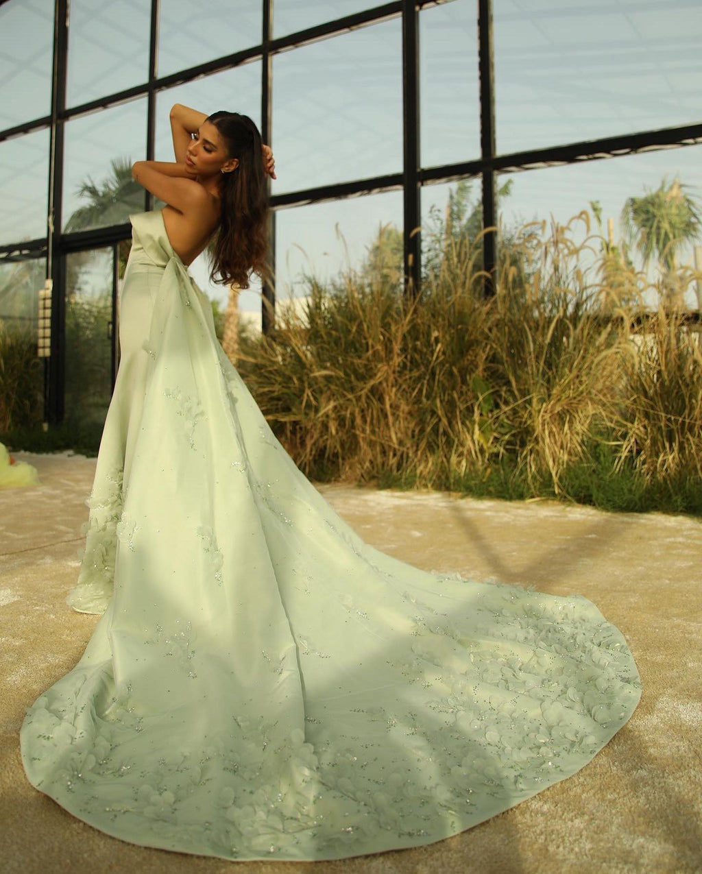 Luxury Crystal 3D Leaves Sage Green Sleeveless Evening Dress with Cape SS449