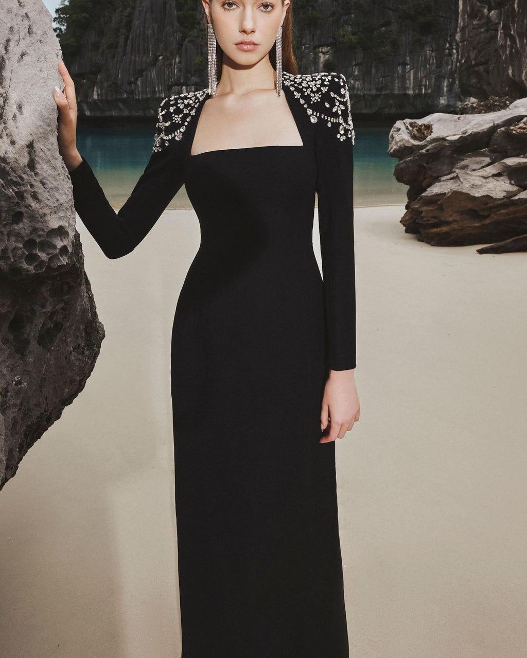 Elegant Crystal White Square Neck Evening Dress SF347