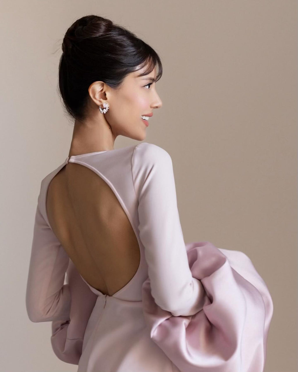 Elegant Pink Long Sleeves Satin Evening Dress SF161