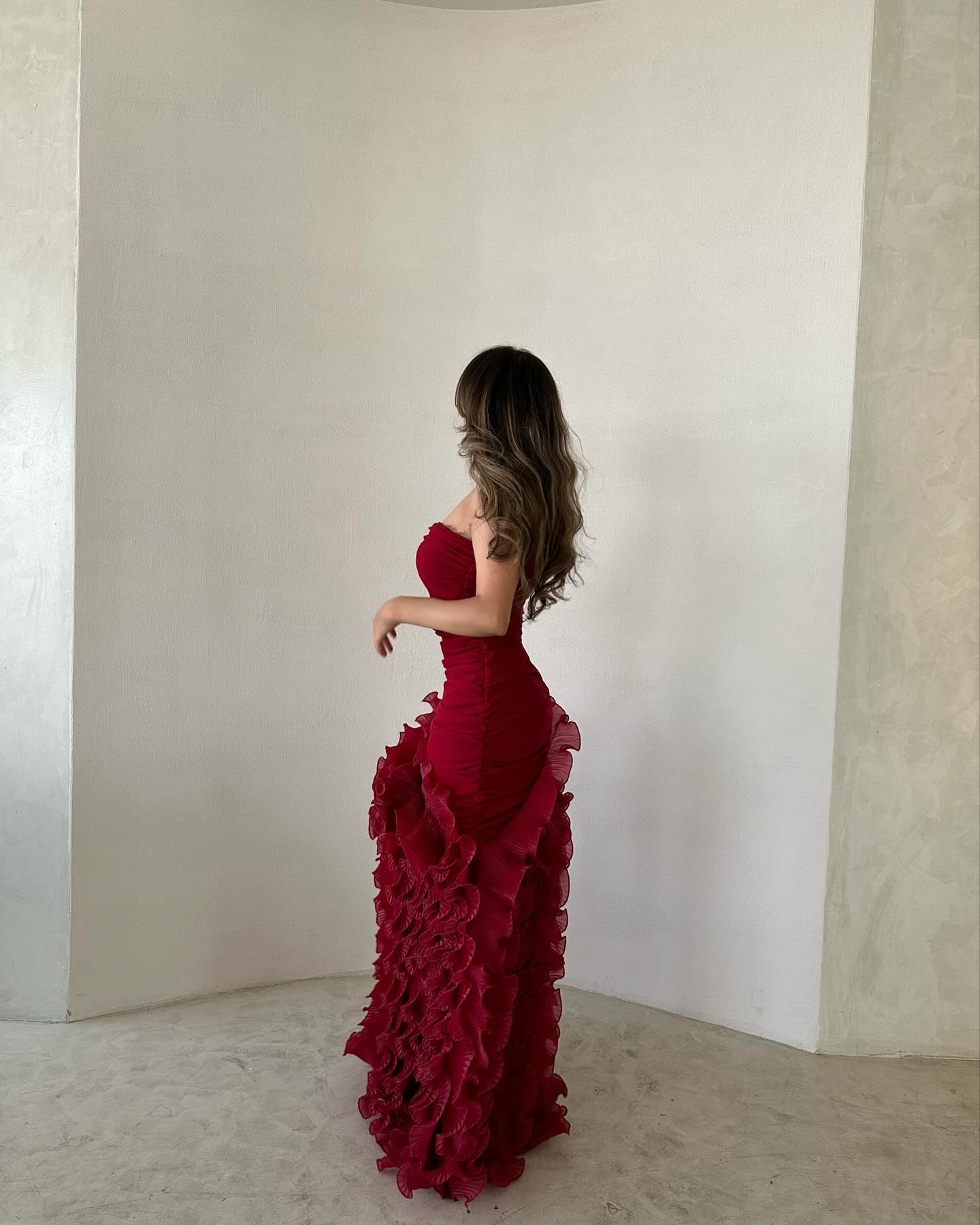 Luxury Burgundy Strapless Ruffles Mermaid Evening Dress SF410
