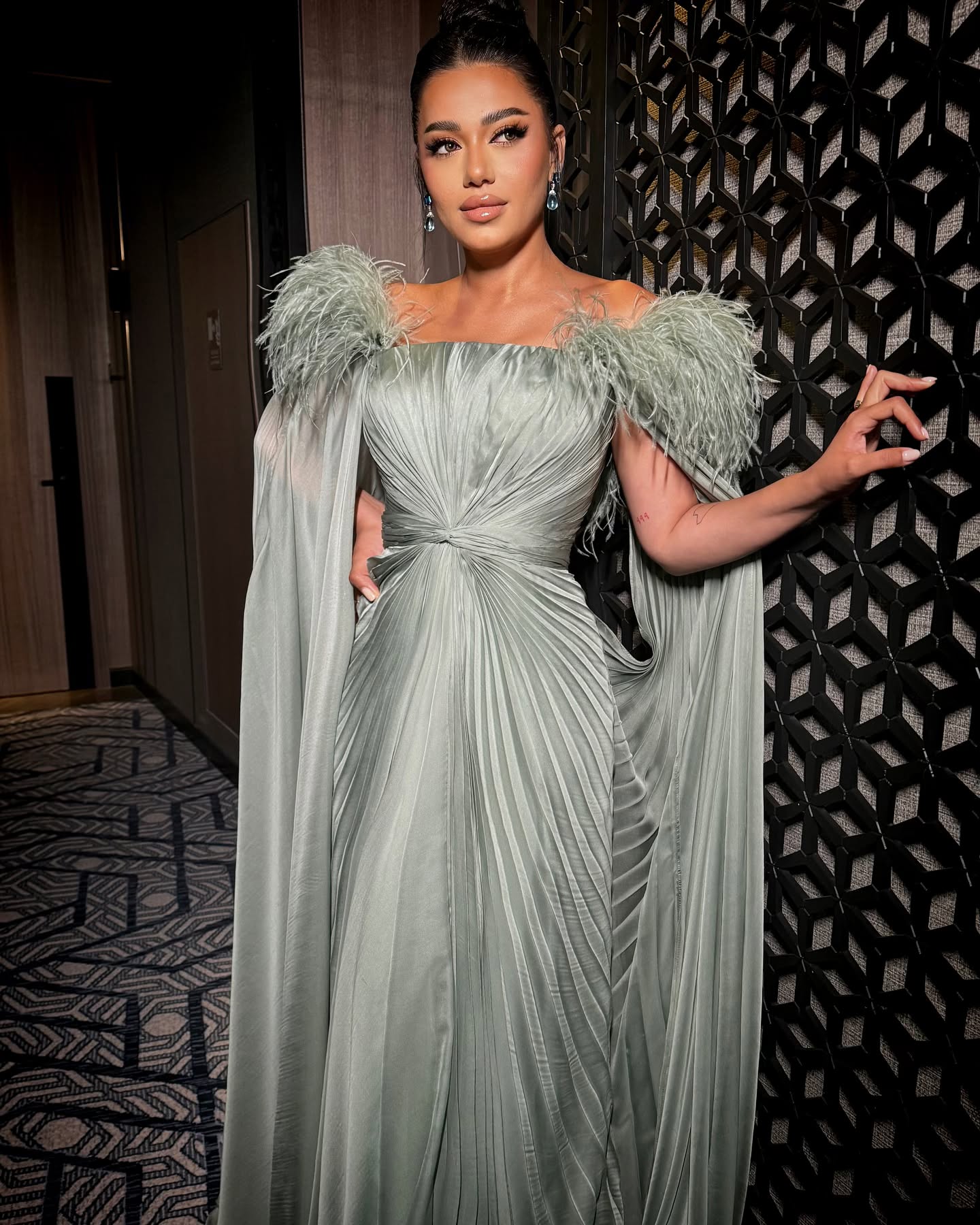 Luxury Sage Green Off-the-Shoulder Feather Evening Dress with Cape Sleeve SF599