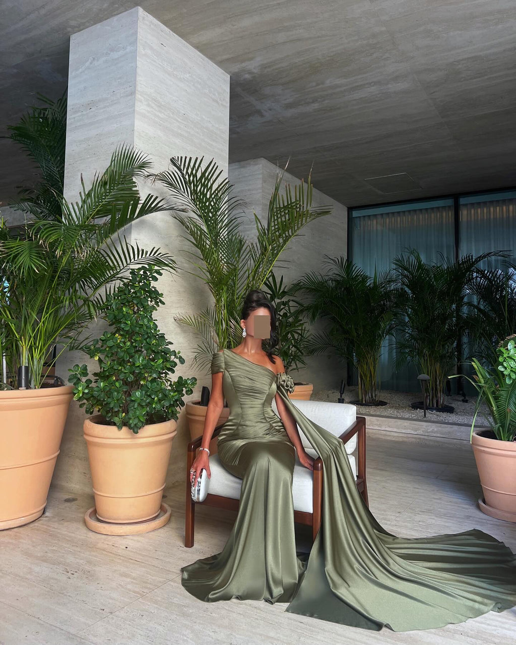 Elegant Green Mermaid Evening Dress with Cape Sleeve SF162