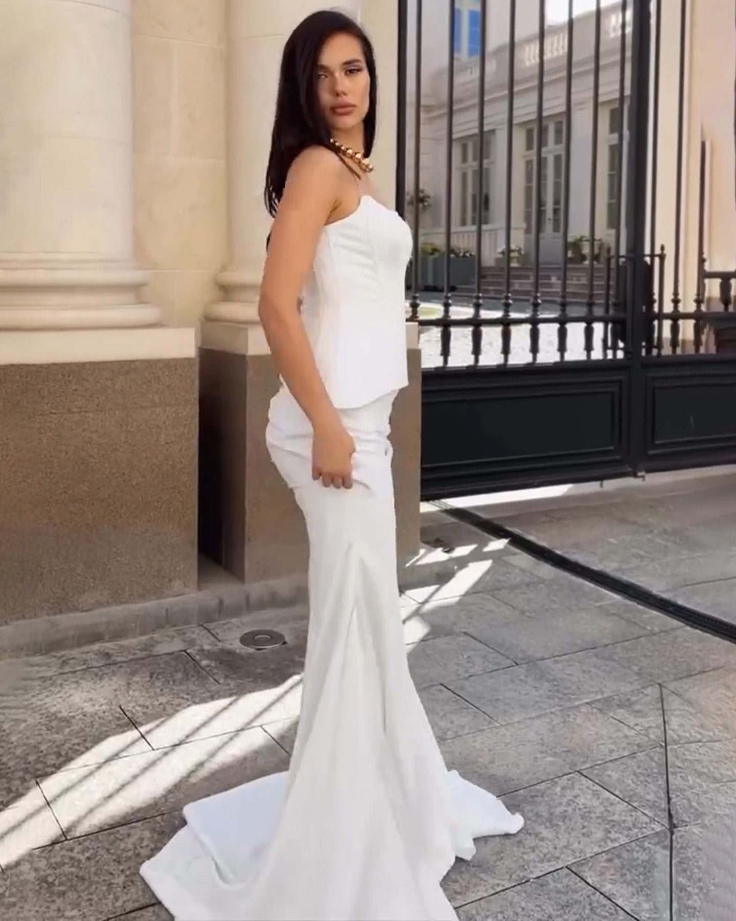 Elegant White Strapless Mermaid Evening Dress with Train SF155