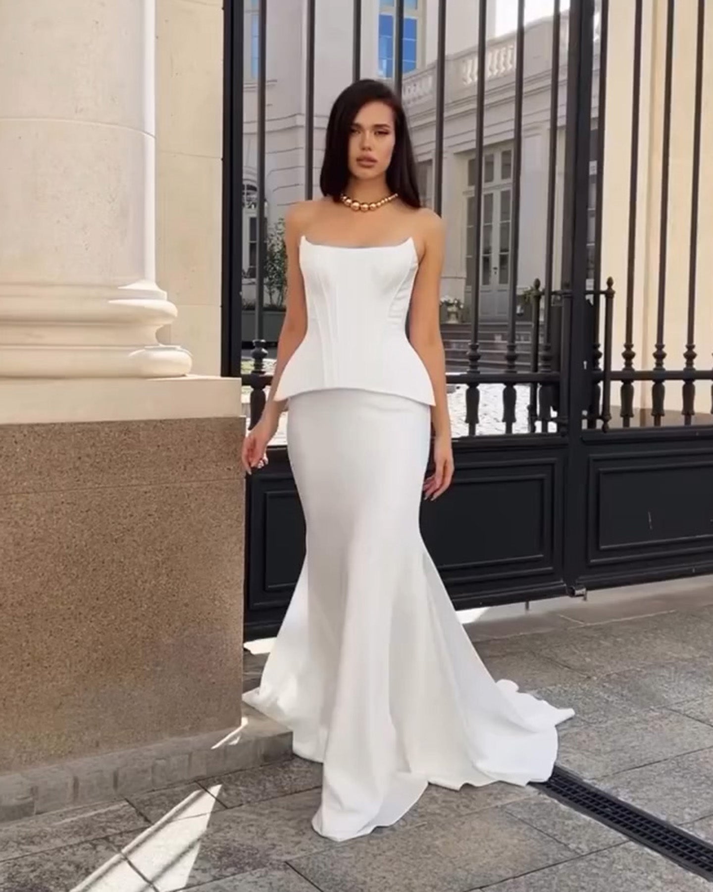 Elegant White Strapless Mermaid Evening Dress with Train SF155
