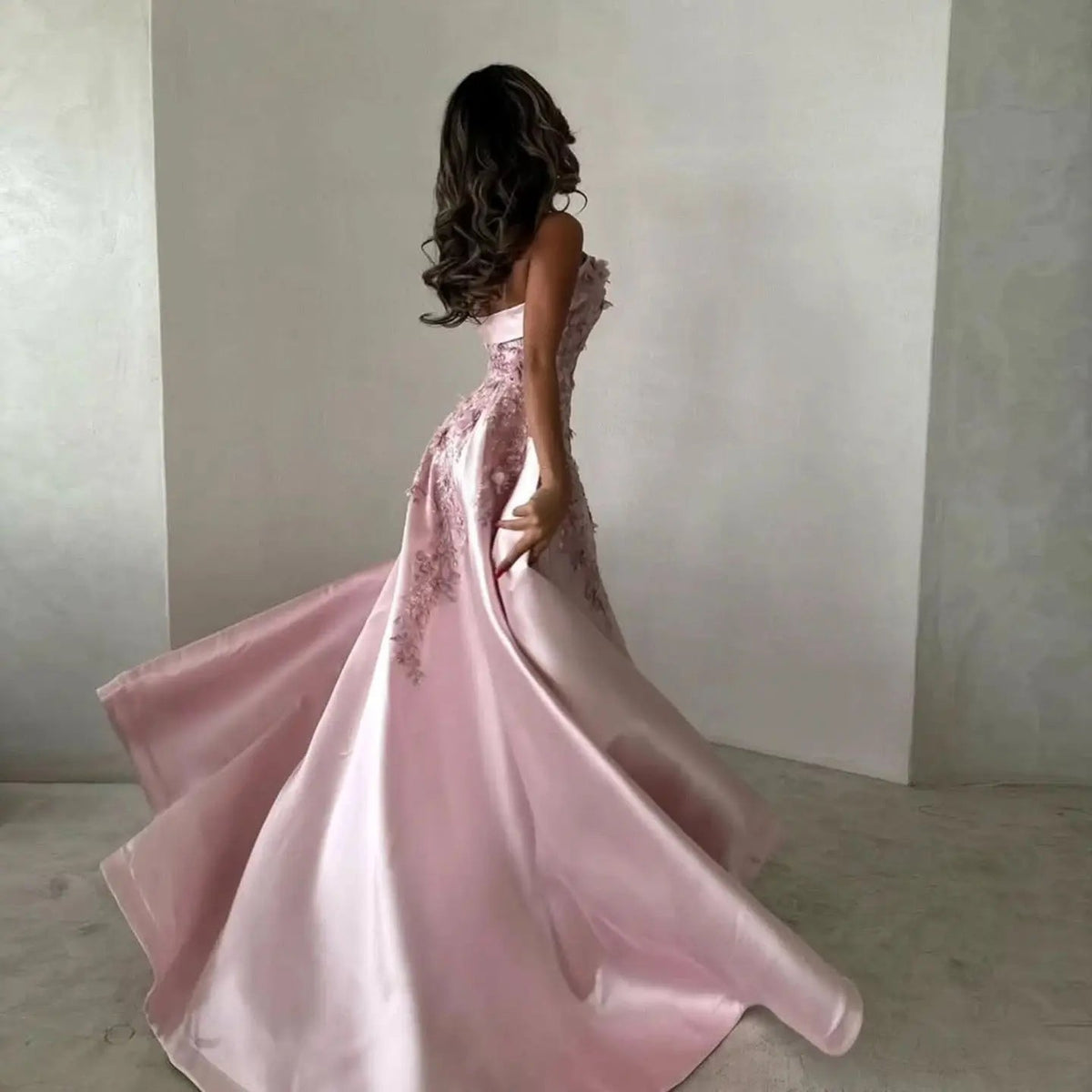Luxury Pink 3D Floral Beaded Sequin Strapless Evening Dress with Overskirt XD067
