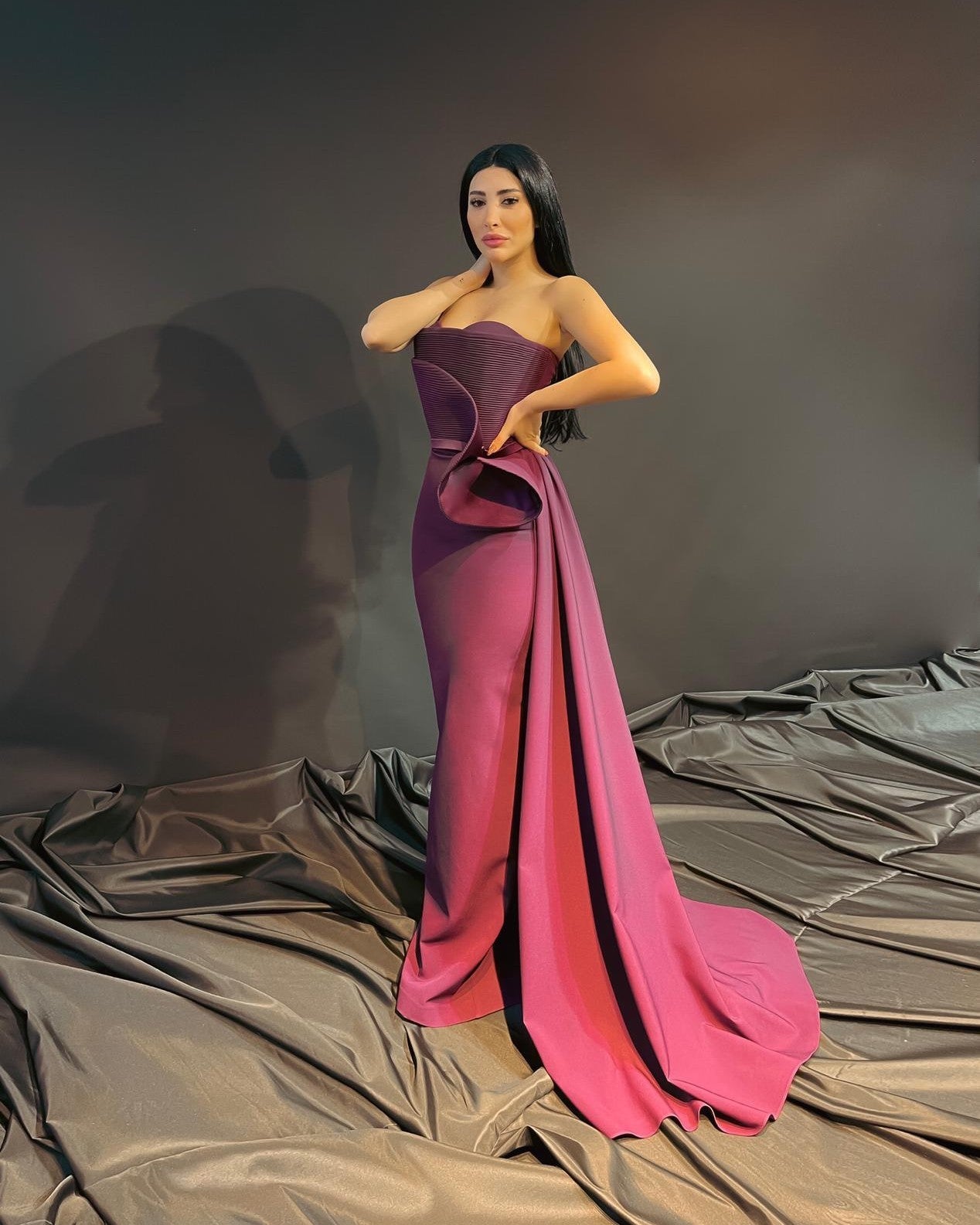 Elegant Red Pleats Satin Evening Dress with Overskirt SF331