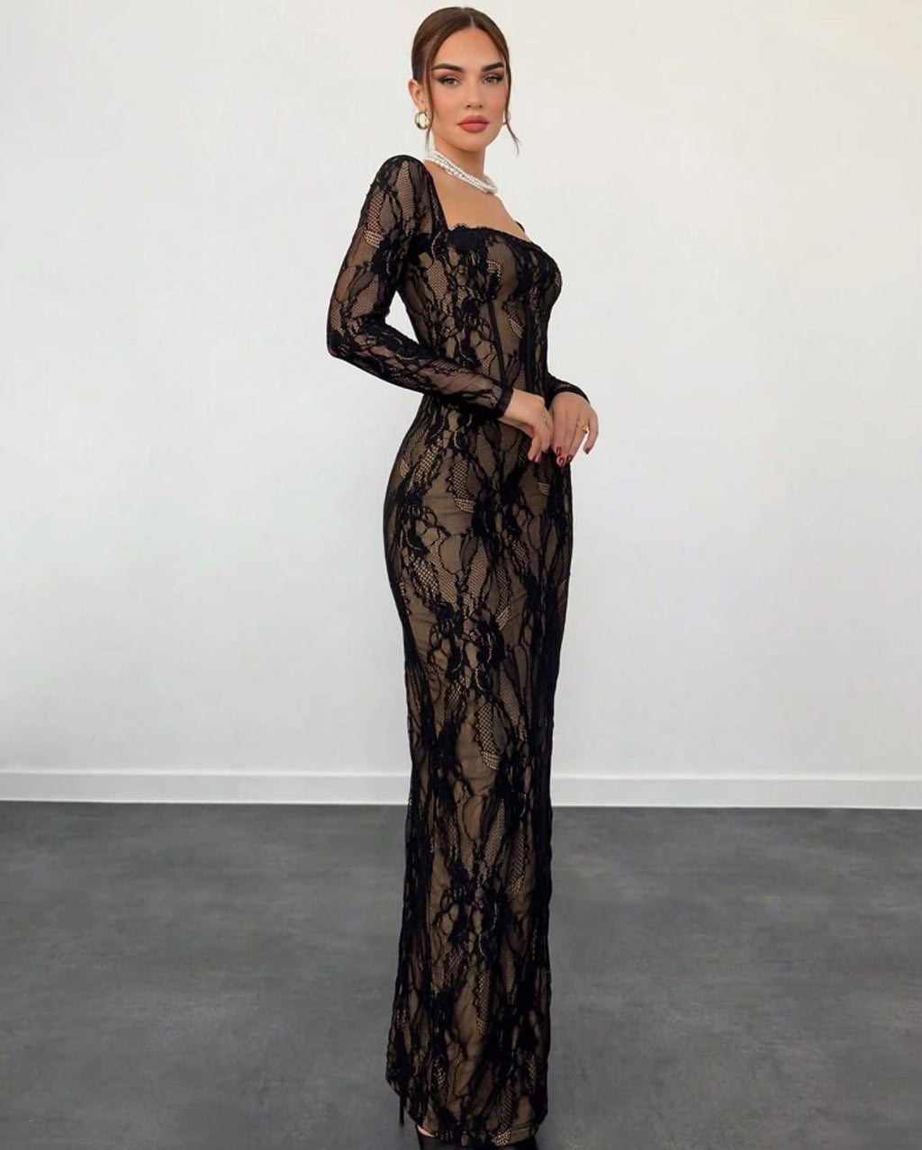 Elegant Long Sleeves Black Sheath Lace Evening Dress SF598