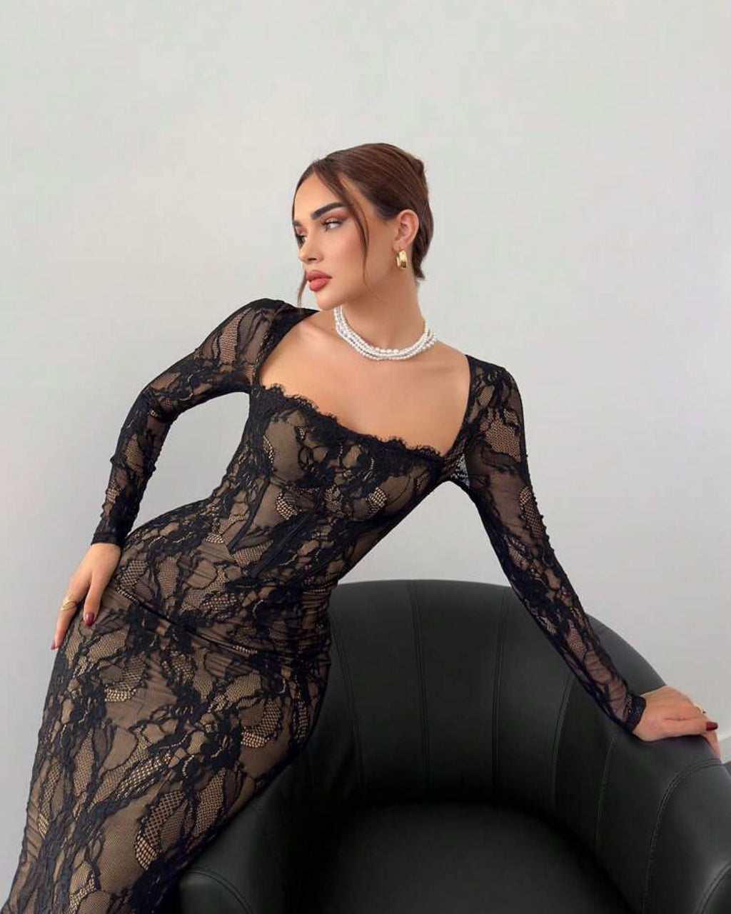 Elegant Long Sleeves Black Sheath Lace Evening Dress SF598